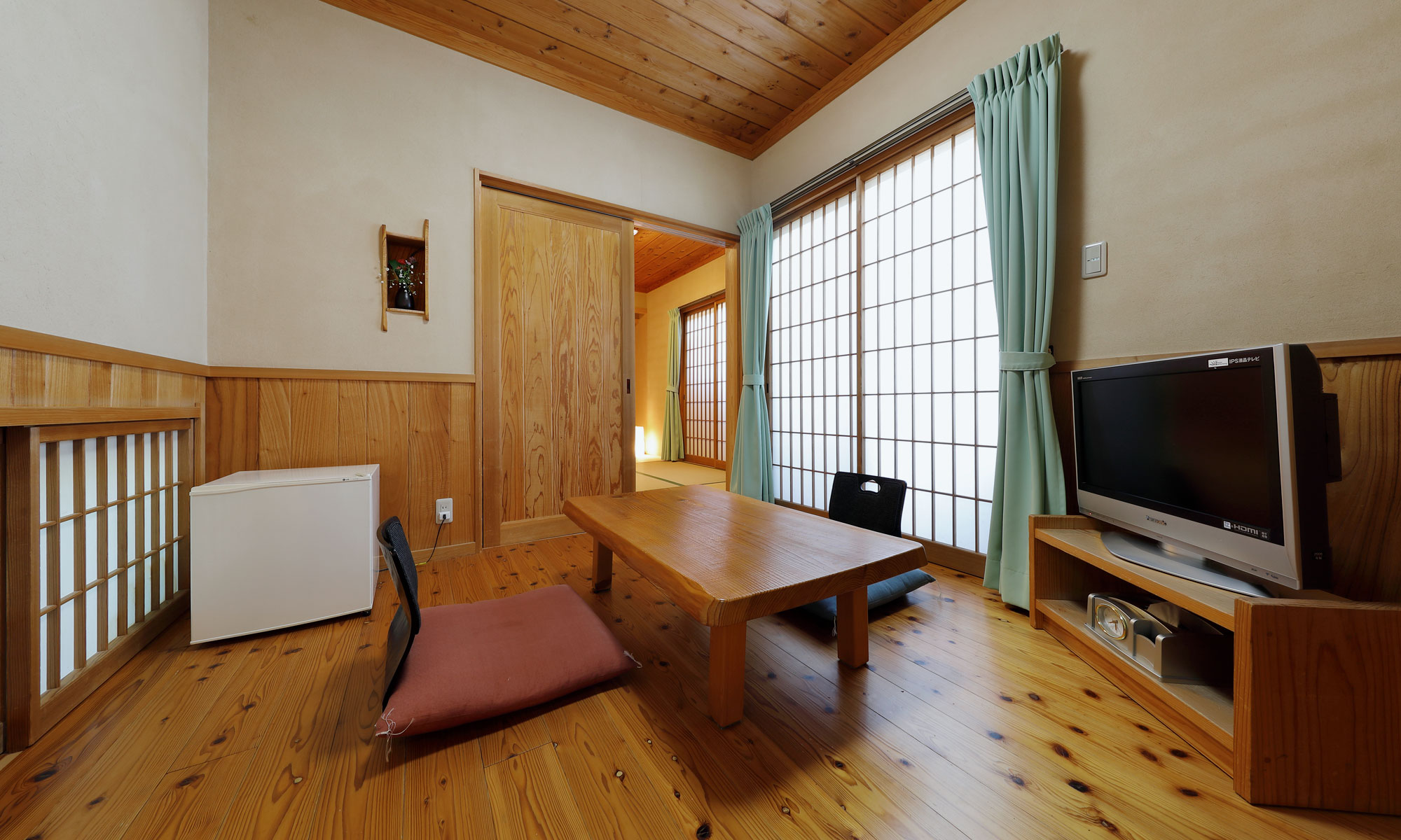 4.5 tatami mats in the antechamber