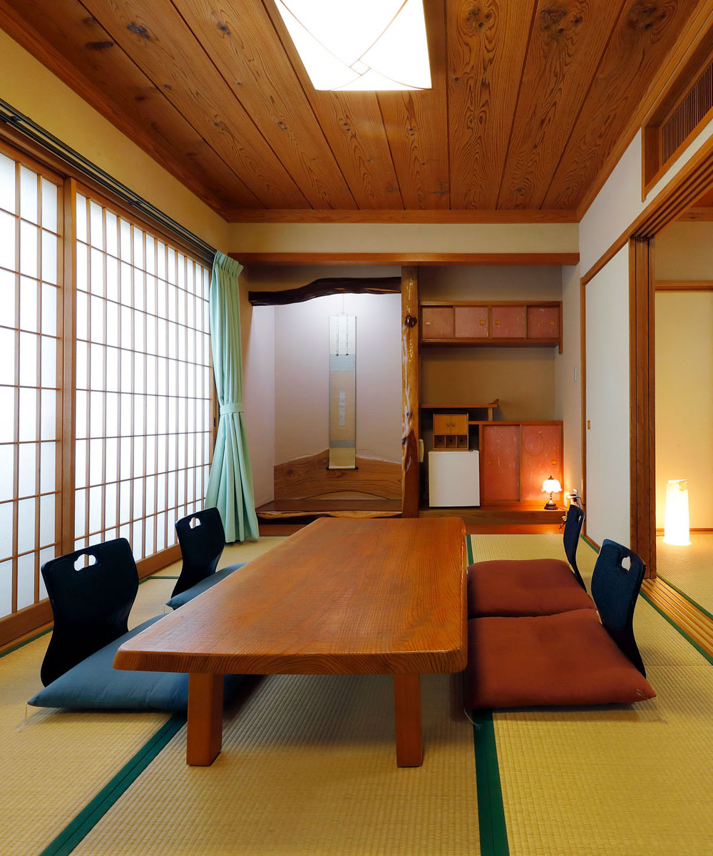 日式房间9张榻榻米(两个房间)